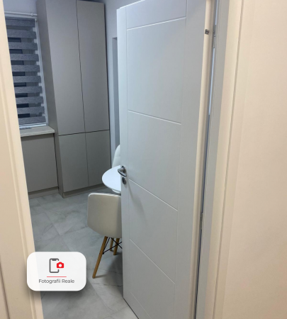 Usa cu toc reglabil PORTA VECTOR W ST/DR [1]