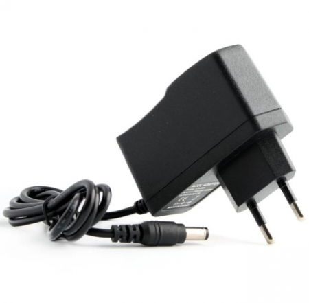 Surse de Alimentare - Alimentator cu stecher 9V 1A / Adaptor AC-DC 220-9V
