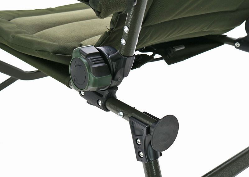 Carp Pro - Scaun Diamond With Fleece Pillow 56x56cm [5]