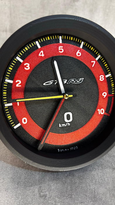 Ceas de birou GT3 RS inspirat din bord auto – printat 3D, design sport, 15 cm [4]