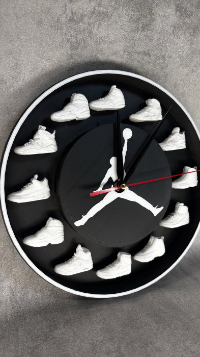 Ceas de perete printat 3D, design sneakers, decor streetwear modern [3]