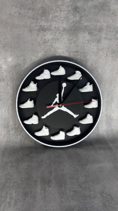 Ceas de perete printat 3D, design sneakers, decor streetwear modern [2]