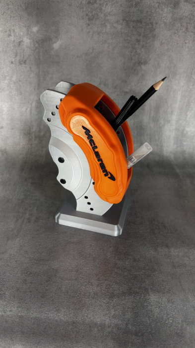 Suport de pixuri printat 3D, design etrier și disc de frână, organizator birou auto [9]