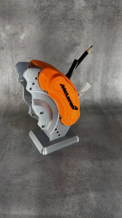 Suport de pixuri printat 3D, design etrier și disc de frână, organizator birou auto [8]