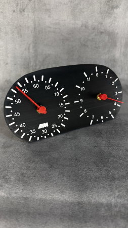 Ceasuri - Ceas de birou printat 3D, design inspirat bord auto, cu 2 mecanisme separate