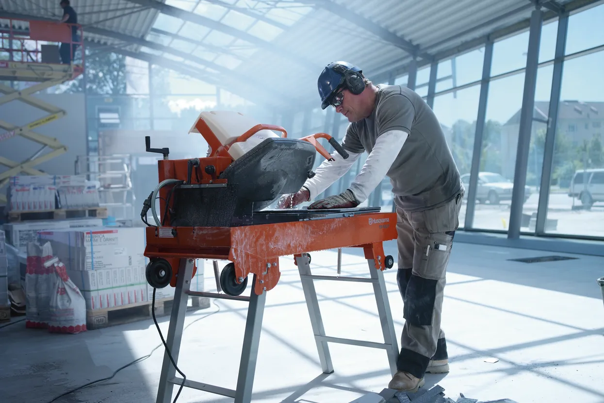 Masina de taiat pavaje, piatra, caramida - Husqvarna [1]