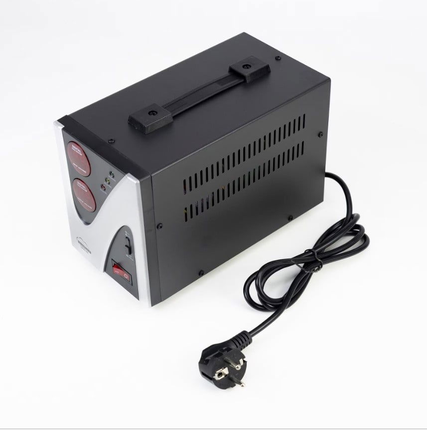 Stabilizator de tensiune SilverCloud K1500VA – 900W, 2 prize [3]