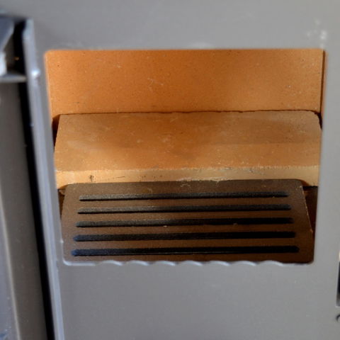 Pachet soba pe lemn Termax Bucur, 6.11 kW, randament 86.49%, 40 m², Rosu, set accesorii, aspirator cenusa si suport lemne foc metalic Termax M [7]