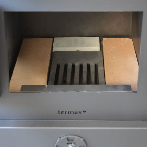 Pachet termosobă pe lemne Termax Zorile, 24.43 kW, cuptor integrat, 85.10% randament, pentru 155 m² – sistem complet de încălzire cu radiatoare [9]