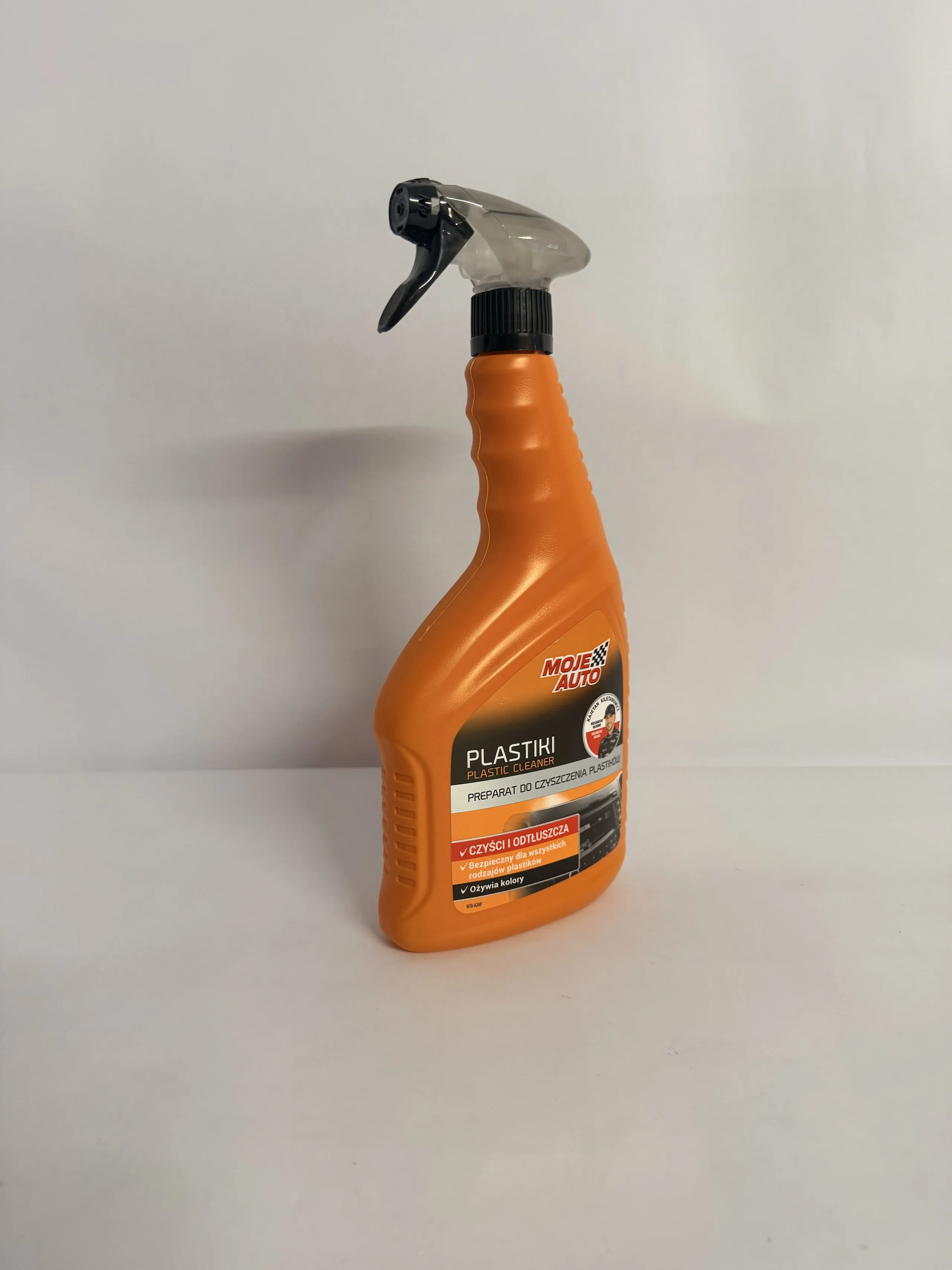 Pulverizator-curatare-plastic-750ml-Moje-Auto [2]