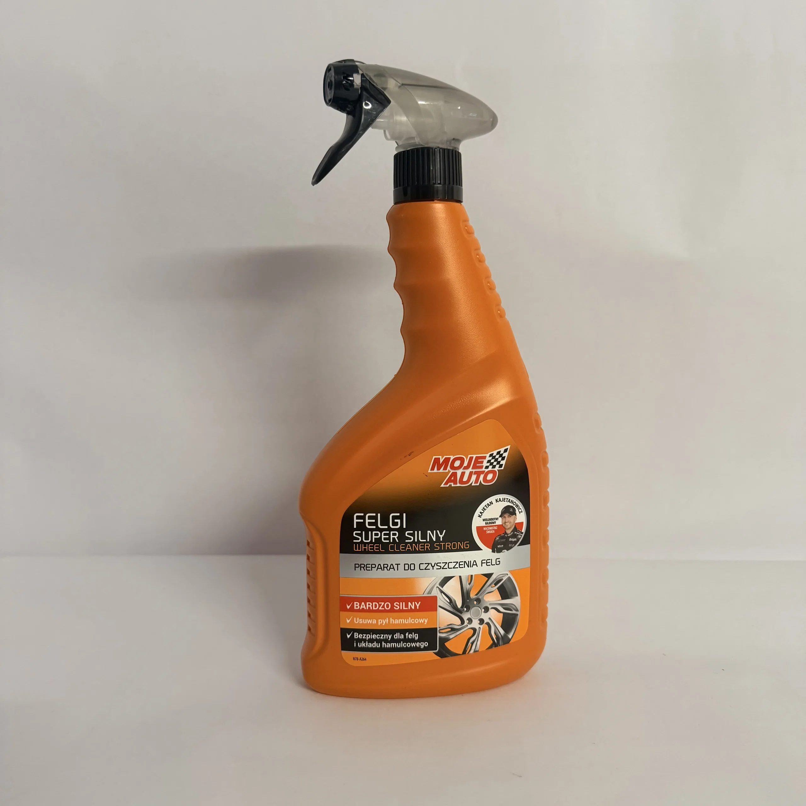 Pulverizator-curatare-jante-750ml-Moje-Auto [2]