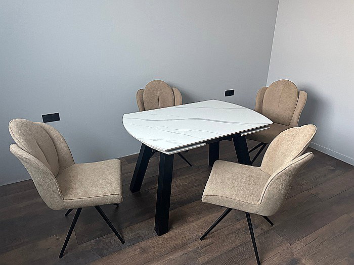 Set masa dining Extensia si 4 scaune rotative Aruna [3]