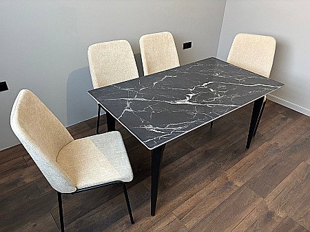 OUTLET Mobilier - Set masa dining Compact si 4 scaune Delfo