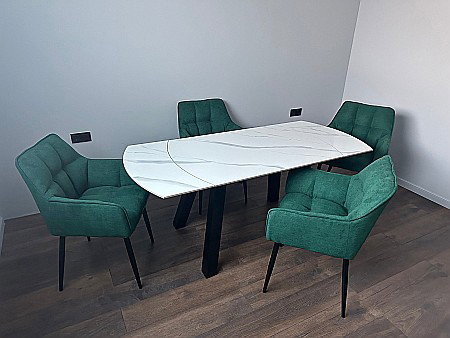 OUTLET Mobilier - Set masa dining Extensia si 4 scaune Pavia