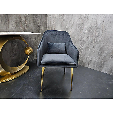 Mobilier Premium - Scaun dining din catifea neagră și picioare metalice Catania - C1268