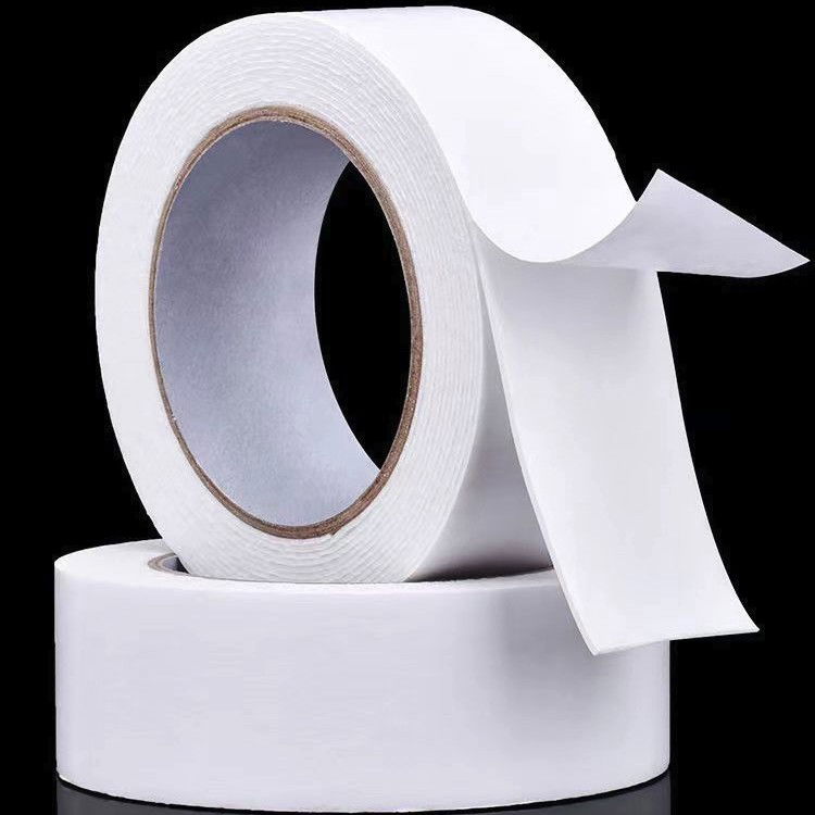 Banda Dubla Adeziva, Flippy, Banda Adeziva cu Burete, pentru Cadouri si Ambalaje, 2 m, Latime 0.8 cm, Alb [4]