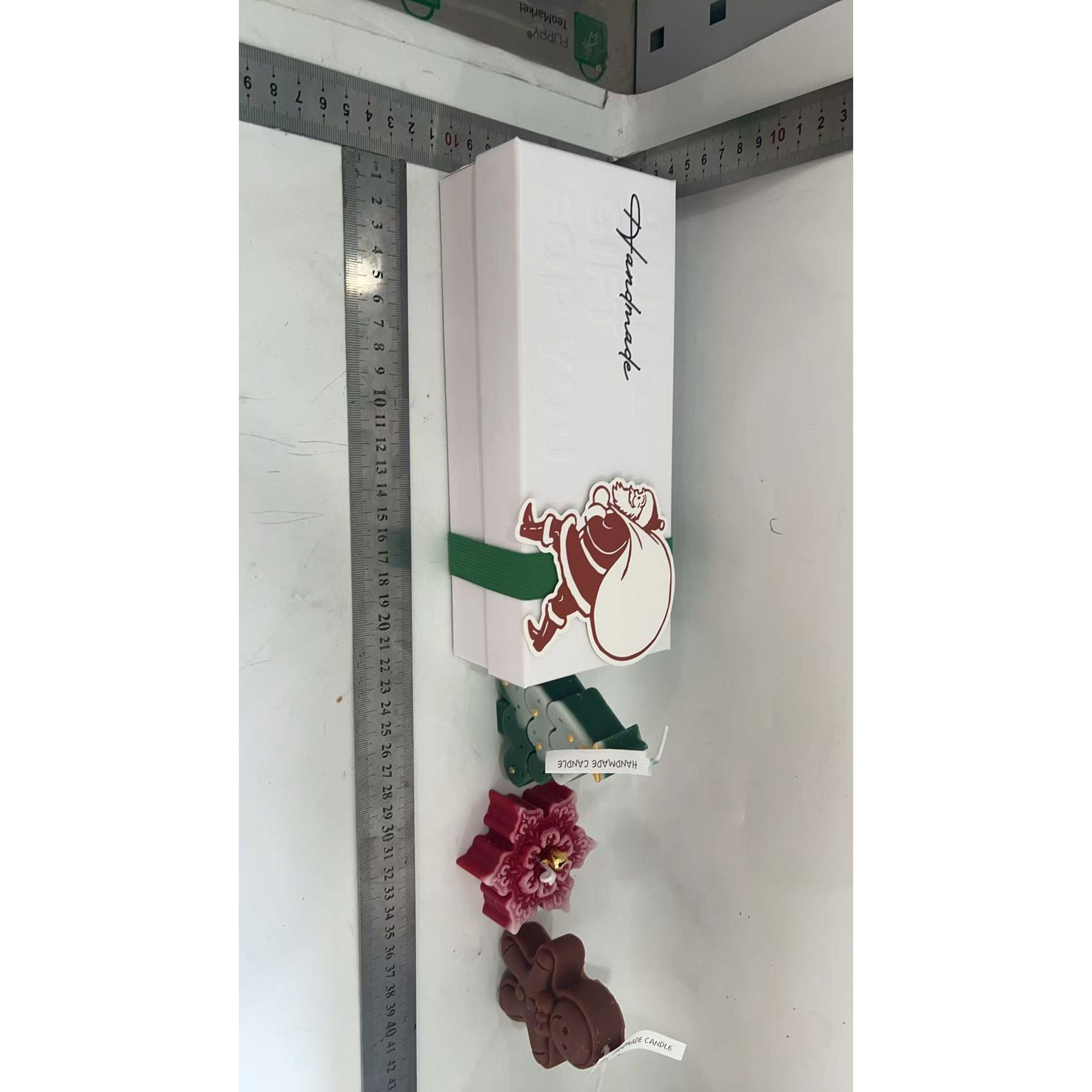 Lumanari Parfumate de Craciun, Flippy, GIFT BOX din 3 Lumanari din Ceara de Soia, Model C Brad, Floare, Om de Turta Dulce, 22.5 x 9.5 x 5 cm, Multicolor [2]