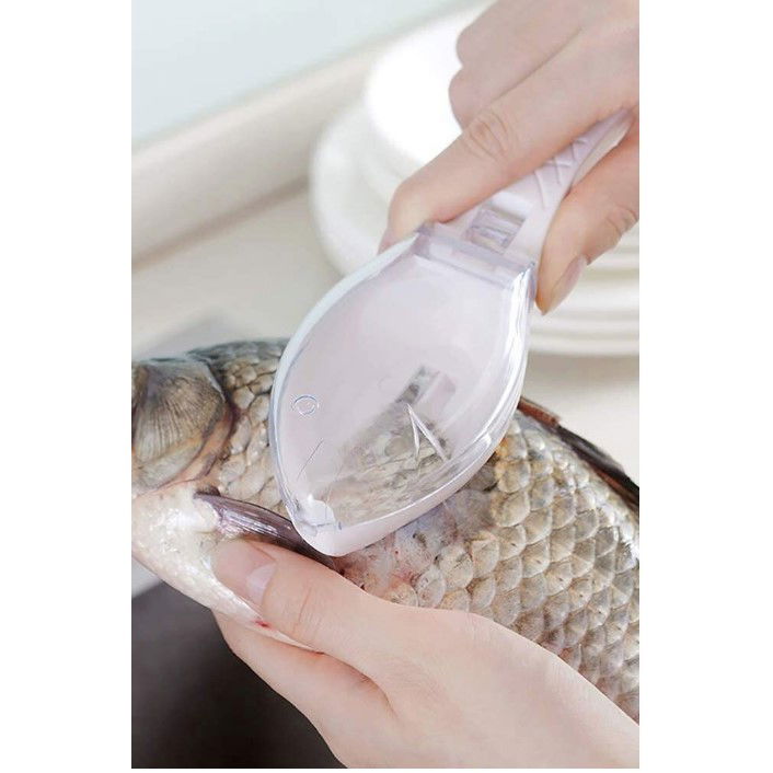 Curatator Manual Solzi de Peste, Flippy, Forma Peste , Recipient cu Capcac pentru Solzi, Plastic, Roz pal, 16x6 cm [5]