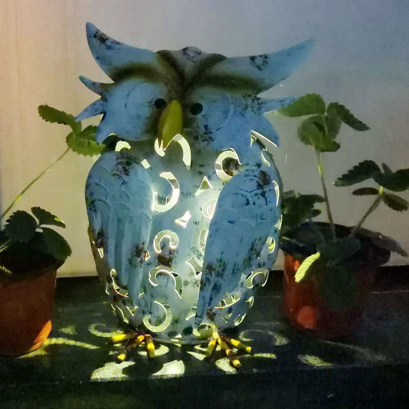 Pasari Decorative din Metal - Decoratiune de Gradina cu Lampa solara, Flippy, Model Bufnita, Iluminare Led si Incarcare Solara, 20.5 x 10 x 25.5 cm, din Fier, Gri Alb