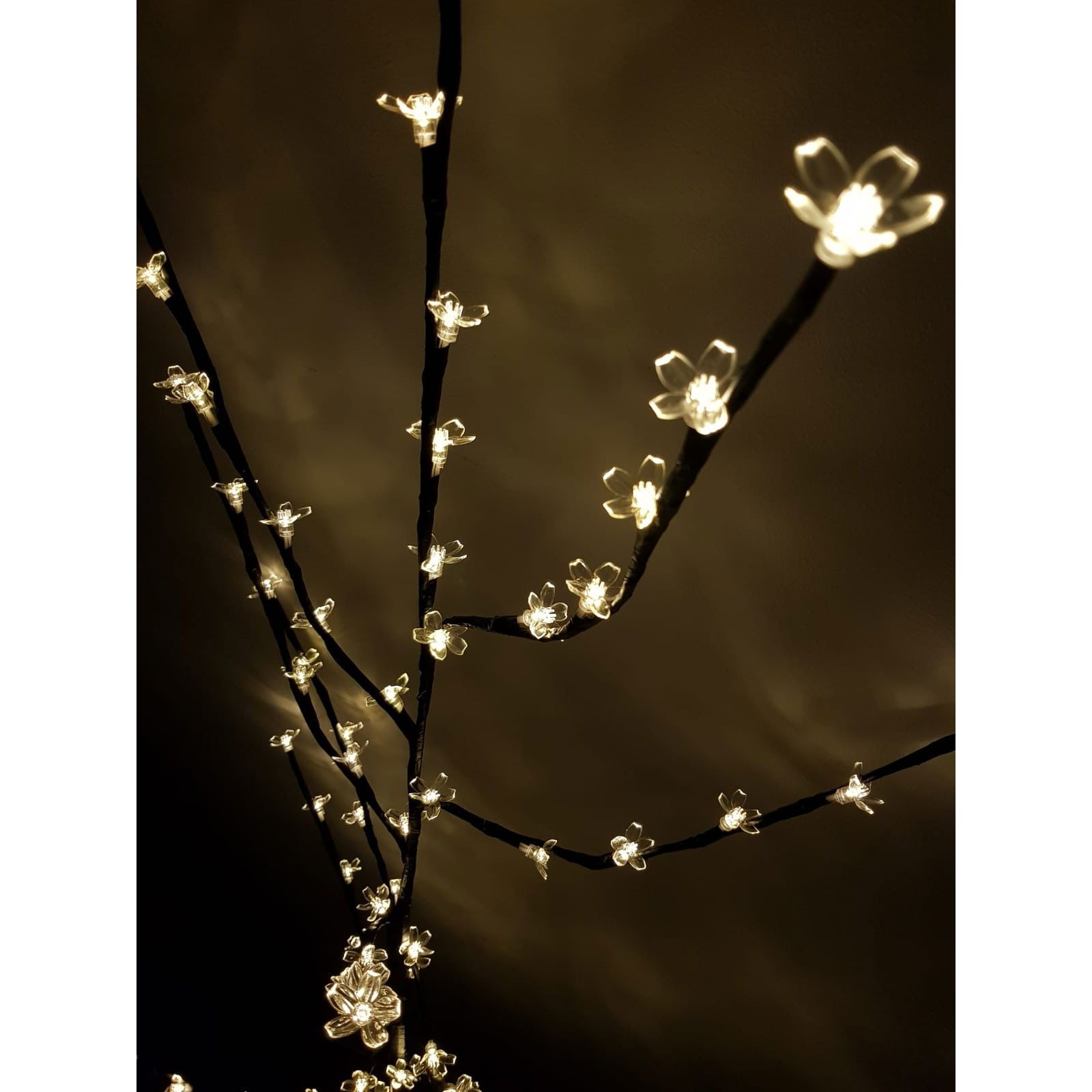 Decoratiune Luminoasa, Flippy, Crenguta, cu Baterii, 72 LED -uri, Flori, Alb Cald [3]