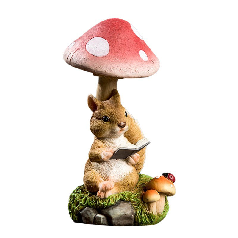 50 - 100 LEI - Decoratiune pentru Gradina, Flippy, Lumini LED cu Incarcare solara, 19.5 x 9.5 x 9.5 cm, Model Ciuperca cu Veverita care Citeste, Maro