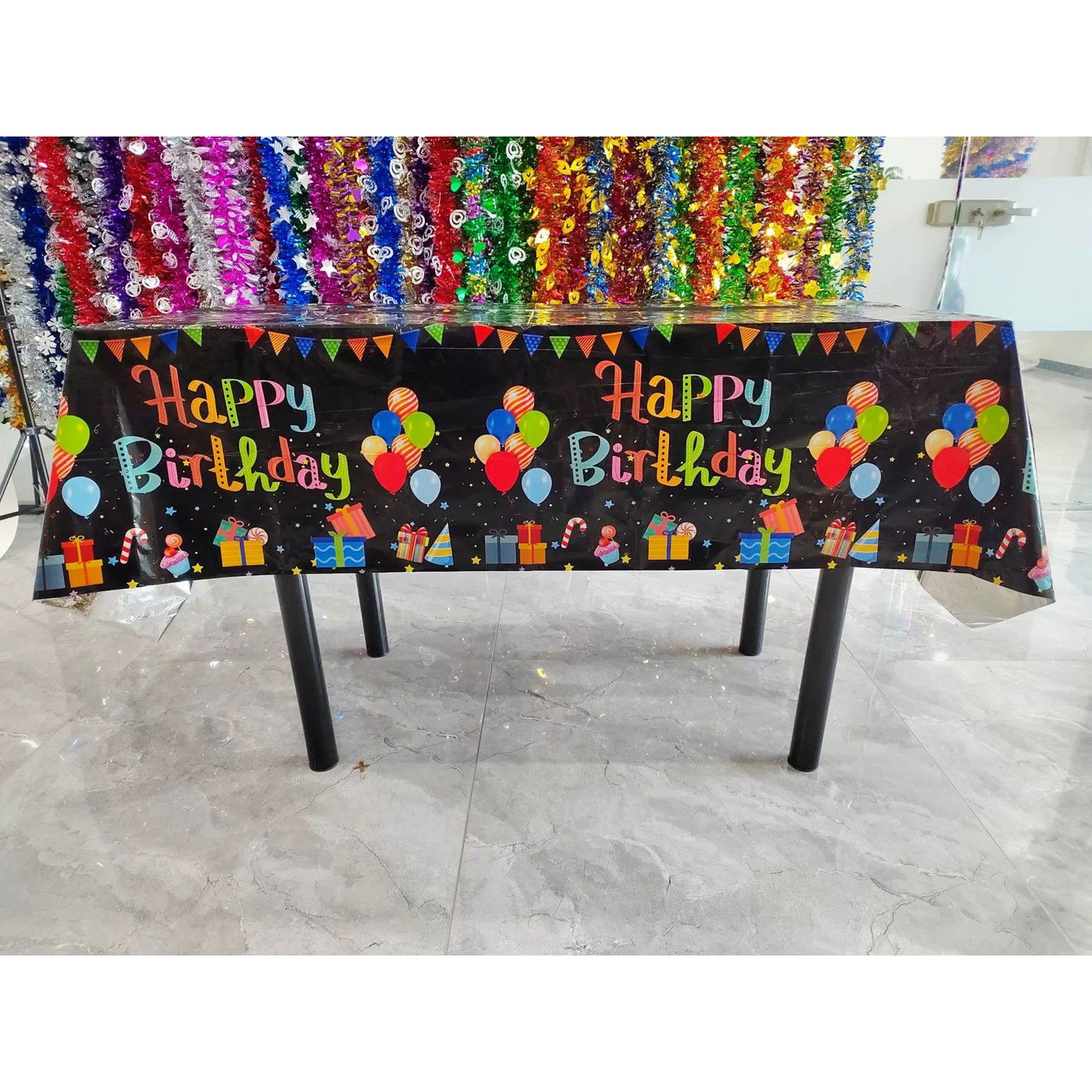 Fata de Masa, Flippy, din Folie, Imprimeu Happy Birthday cu Baloane, 137 x 274 cm, Negru [4]