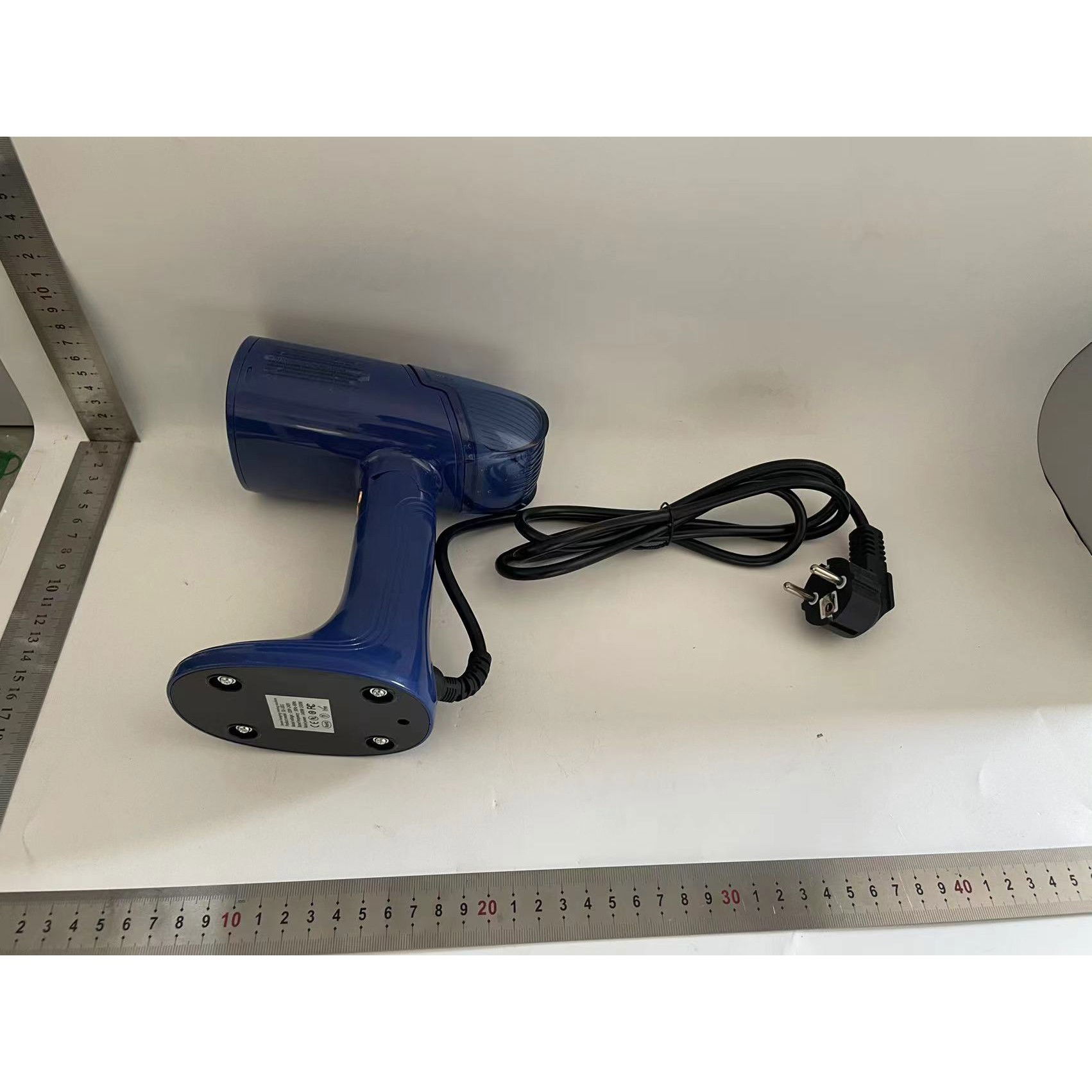 Pentru casa - Aparat de Calcat Vertical Portabil cu Abur, Flippy, Putere 1500W, Rezervor Detasabil de 138ml, Priza, Functie Anti Calcar si Auto Curatare, Pliabil, cu Perie, 20x10.5x8 cm, Albastru