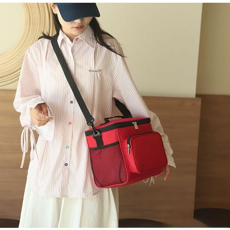 Geanta pentru Pranz, Flippy, Multifunctionala, Compartimentata, 2 Tipuri de Manere, Impermeabila, 26x24x17 cm, Rosu [5]