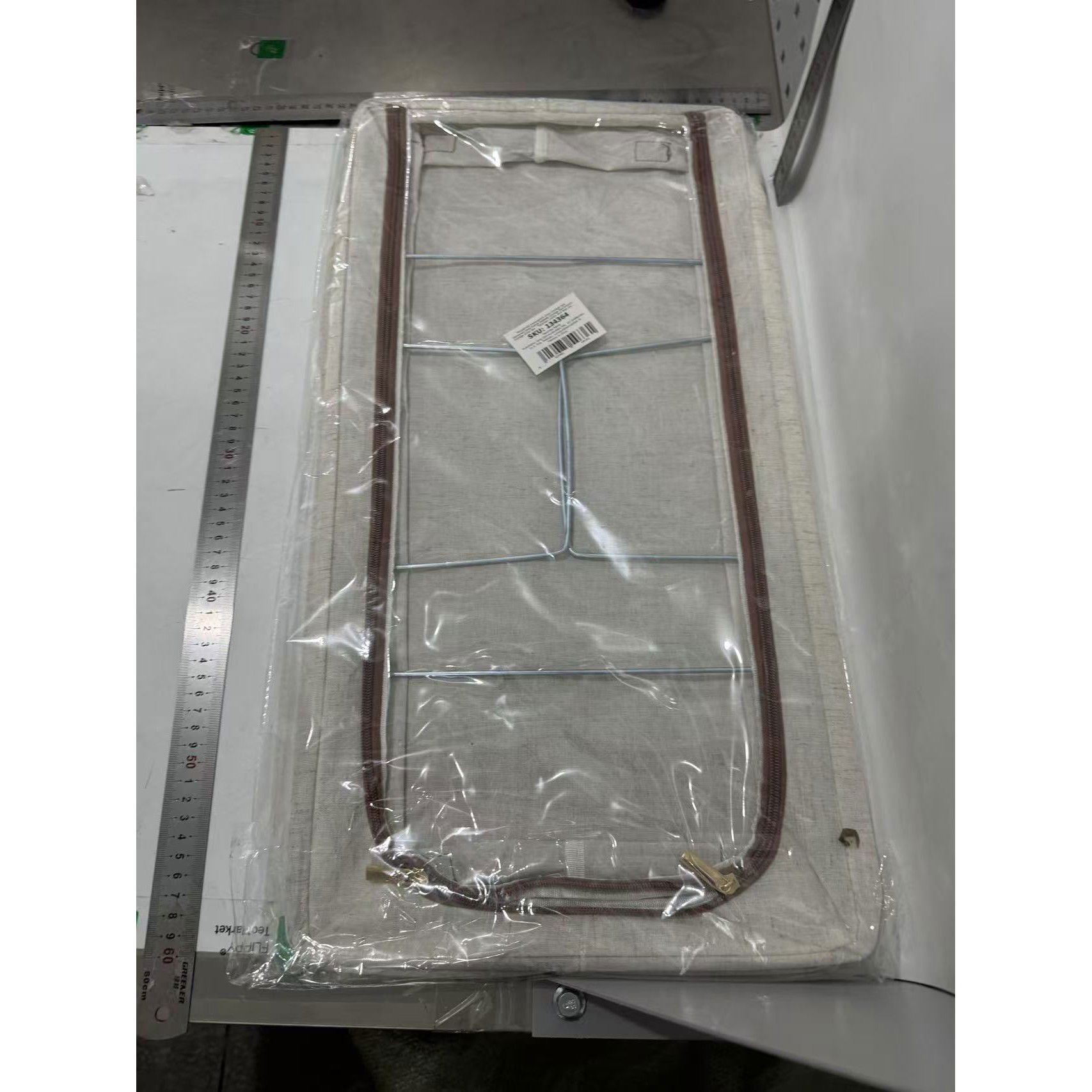 Pentru casa - Cutie Depozitare cu Cadru Metalic, Flippy, pentru Incaltaminte, Haine, Lingerie, Fermoar Calitativ, Fereastra Transparenta, Manere Laterale, 60 x 30 x 15 cm Bej