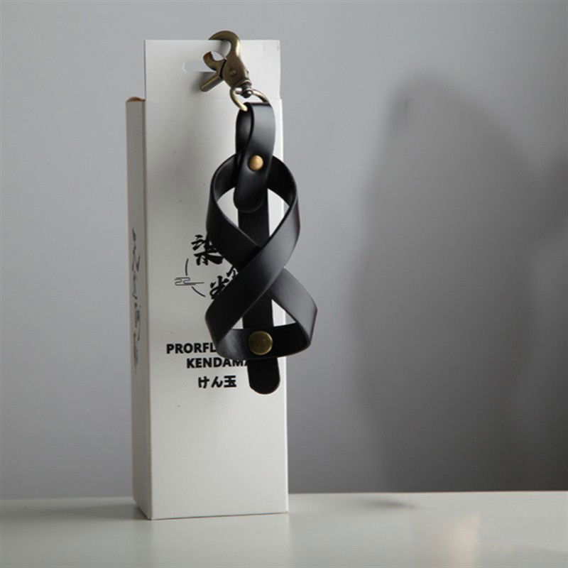 Accesorii Kendama - Husa pentru Kendama, Flippy, Husa de Depozitare pentru Kendama, din Piele Ecologica, Catarama cu Agatare pentru Transportare, Model Breloc 8, 12 x 6 cm, Negru