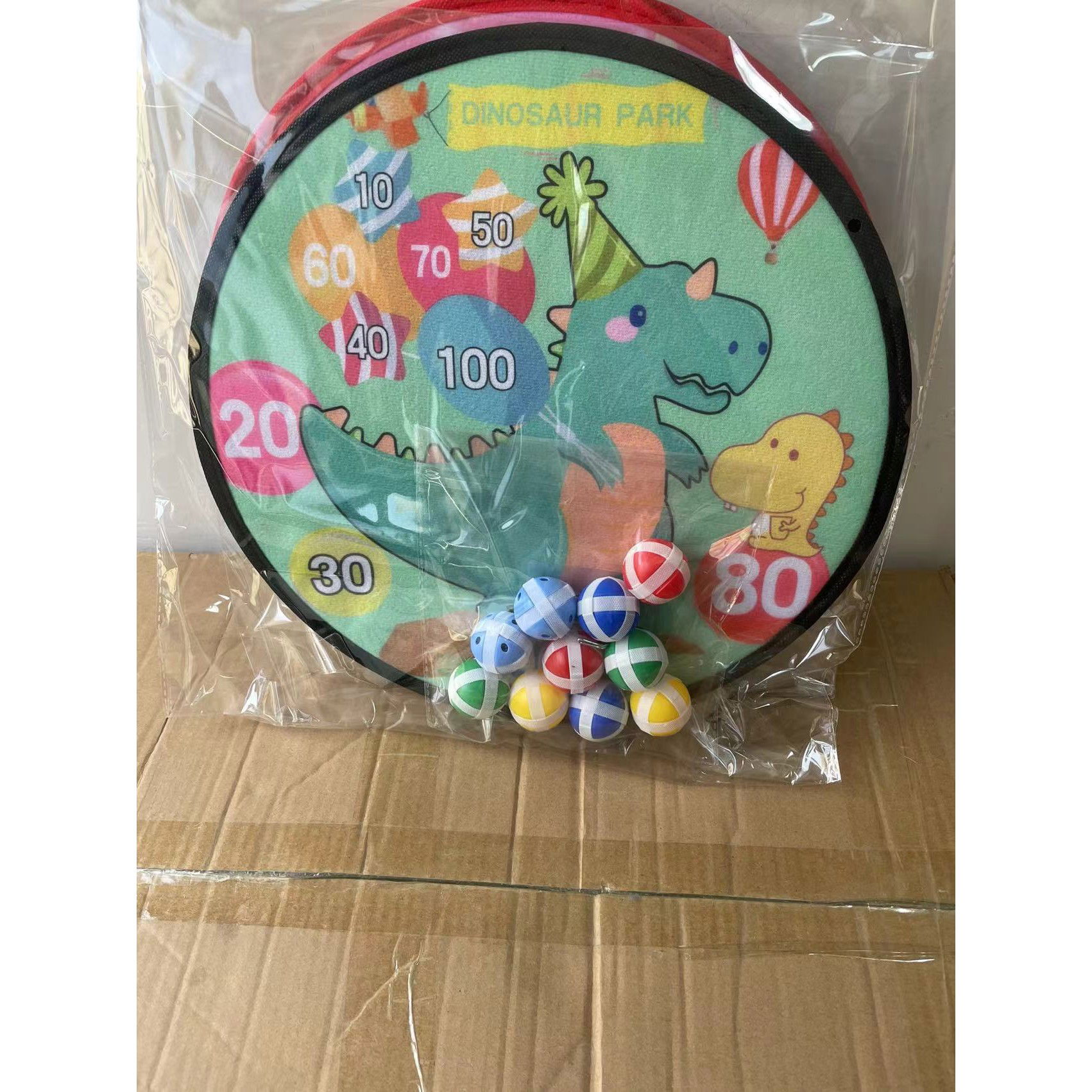 Joc Darts Flippy pentru Copii, Placa Pliabila 36.5 cm, 8 Mingii Velcro/Scai Simple, 2 Mingii Luminoase, Model Dinozaur Park, Verde [7]