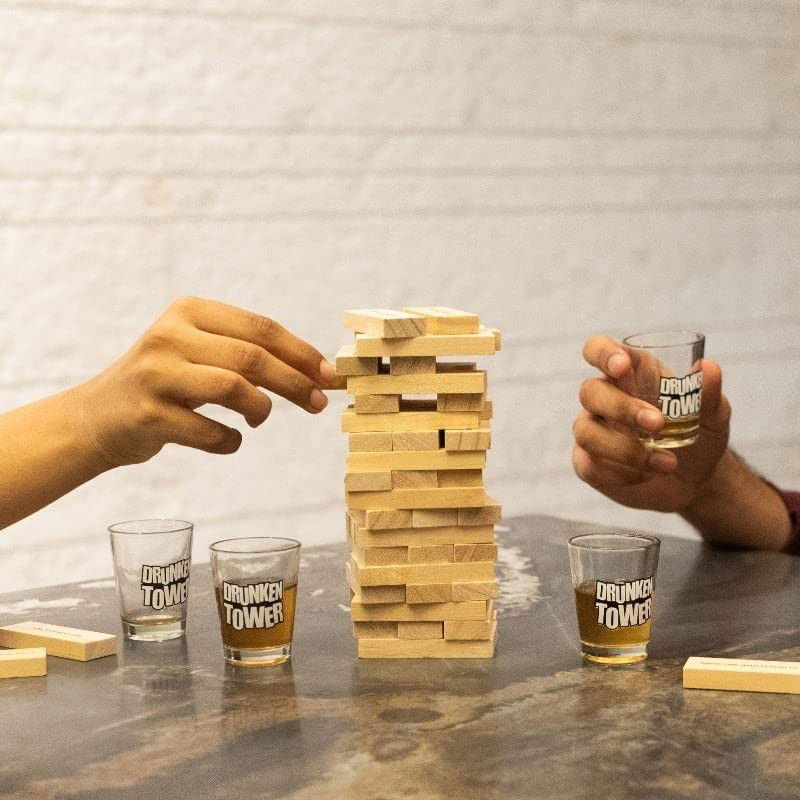 Jocuri de societate - Joc de Baut Jenga Flippy, Turnul Betivului din Lemn, Piese cu Provocari, Pahare de Shot din Sticla Incluse, 19 x 7 x 20 cm