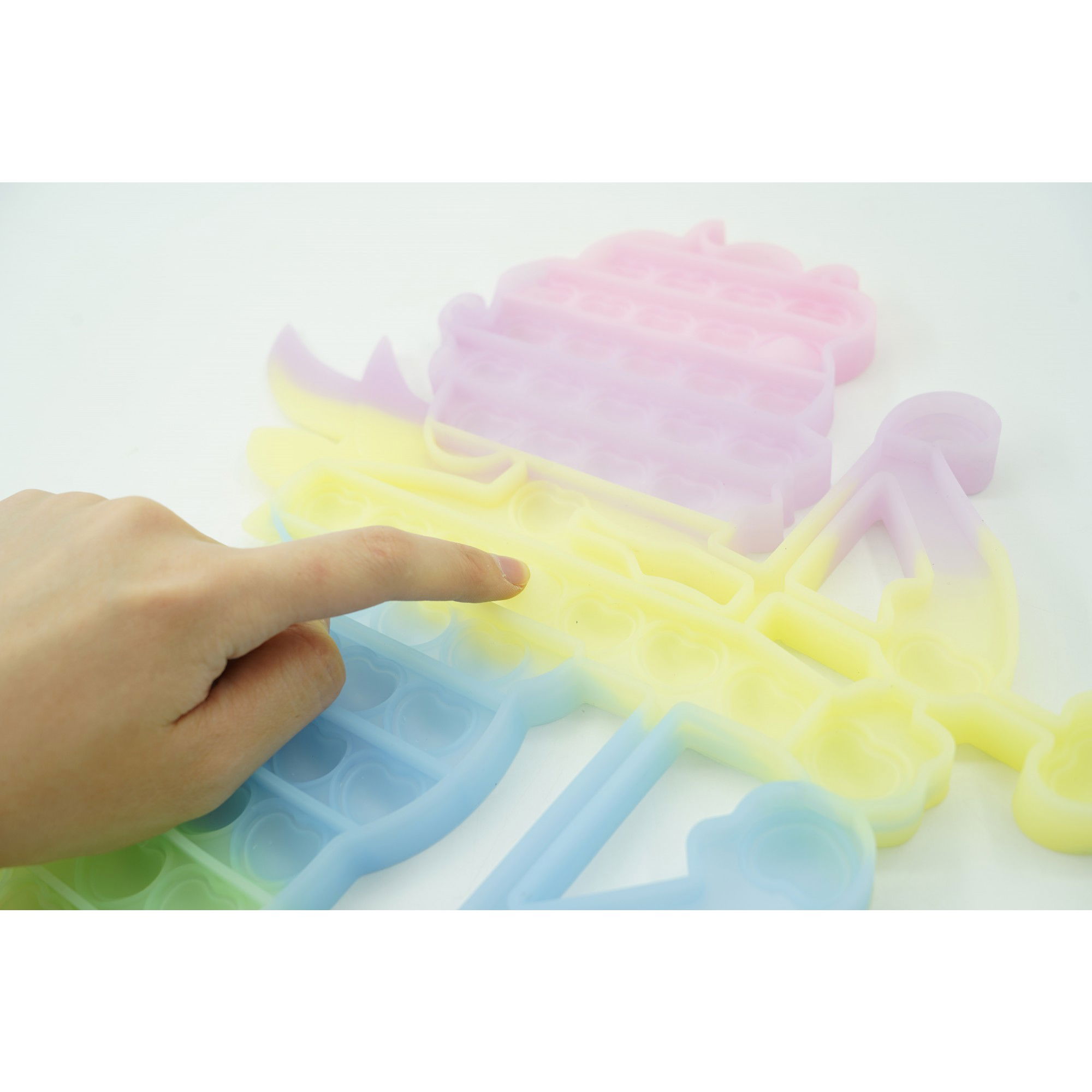 Jucarie antistres din silicon Flippy, Pop it Now and Flip It , 40x45 cm, Cupidon, Fosforescent, Multicolor [5]