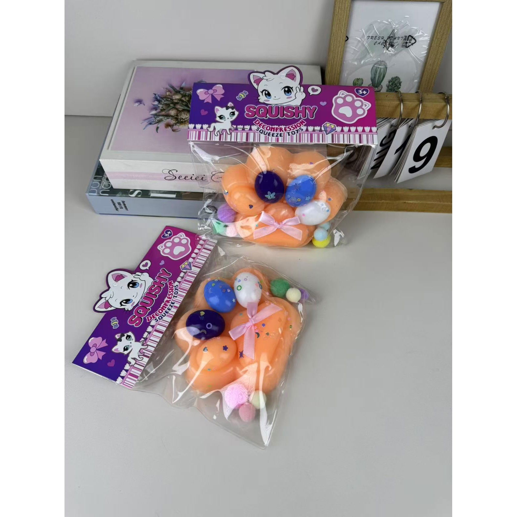 Jucarie Antistres Squishy, Flippy, cu Revenire Lenta, Squeeze Toys, Model Cat Paw, 12.5x10.5 cm, 220g, +3 Ani, din TPR, Model 8, Multicolor [4]