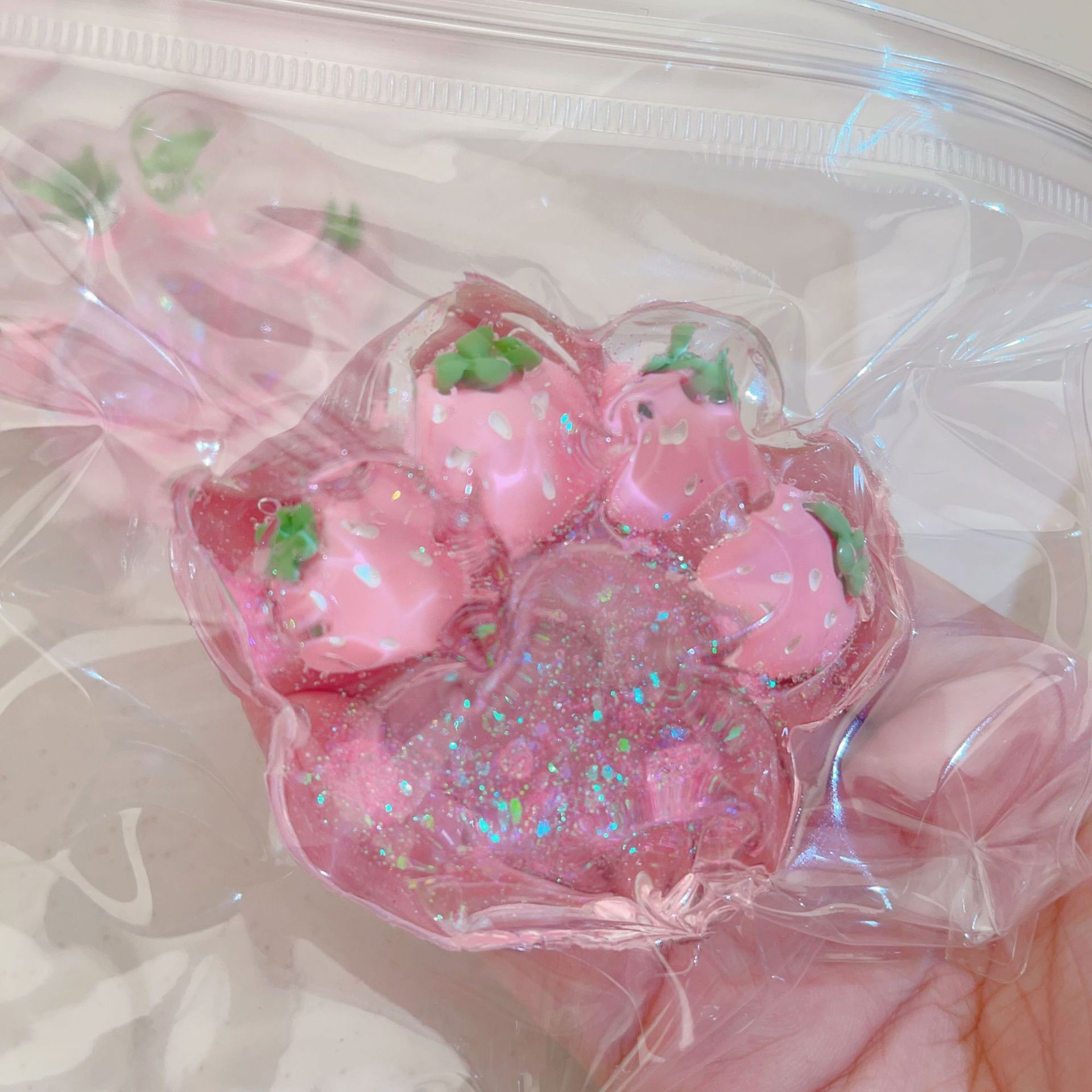 Jucarie Antistres Squishy, Flippy, cu Revenire Lenta, Squeeze Pinch Family, Model Labuta de Pisica cu Sclipici, 6.5x6 cm, 60g, Ambalaj Transparent, Roz [5]