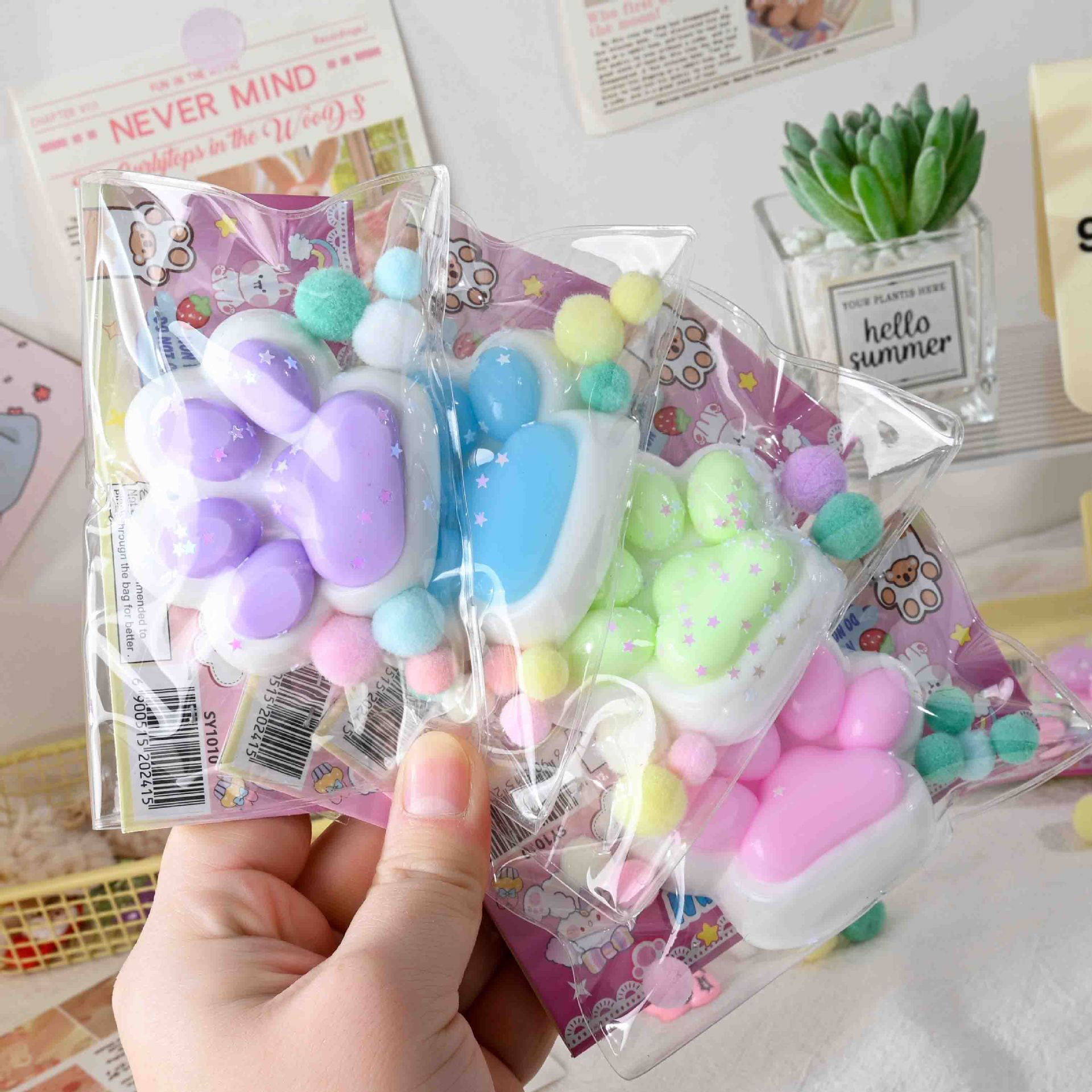 Jucarie Antistres Squishy, Flippy, cu Revenire Lenta, Labuta de Pisica Pufoasa, 7.5 cm, Ambalaj Transparent, Model 27058, Multicolor [3]