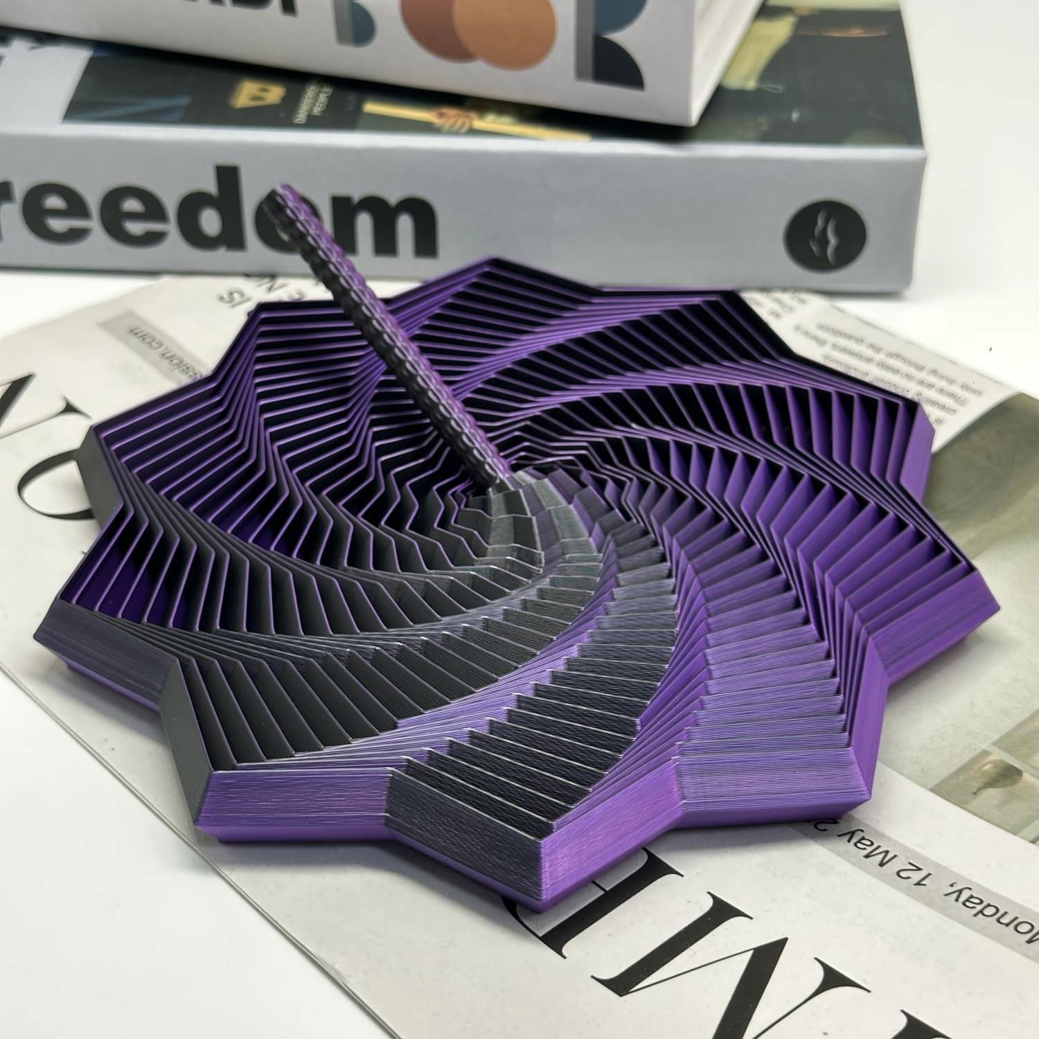 Jucarie Decompresie, Flippy, Model Stea 3D, DuoChrome, Maner Spirala, Turn Magic Geometric, Multiple Forme, Anti-stress, 11 cm, Negru/Mov [6]