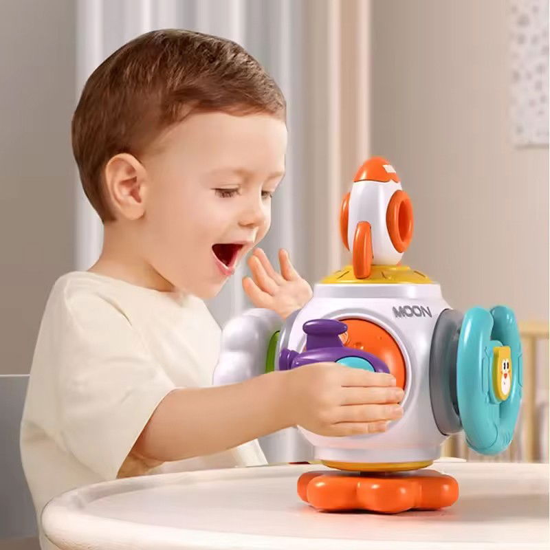 Jucarie interactiva Montessori, Flippy, Jucarie pentru Bebelusi, Model Racheta Spatiala, din Plastic rezistent, Varsta 18+ luni, 15 x 13 x 12 cm, Alb/Portocaliu [3]