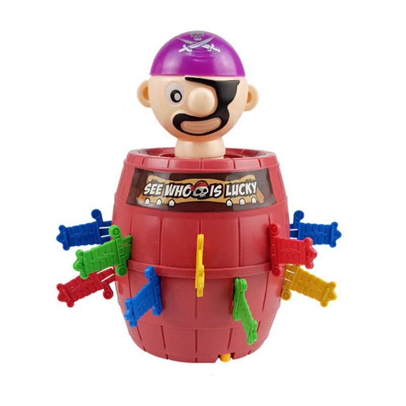 Jucarii interactive - Jucarie interactiva Pirat Saltaret, Flippy, Joc de Grup/Familie, 16 sabii + 1 Pirat, 10 x 10 x 16.5 cm Mov/Maro