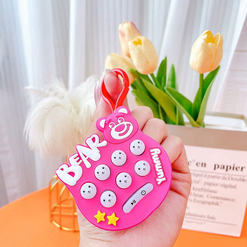 Jucarie pentru copii portabila Flippy, joc Gopher, cu lumini si muzica, tip breloc, model ursulet, material silicon si ABS, roz [3]