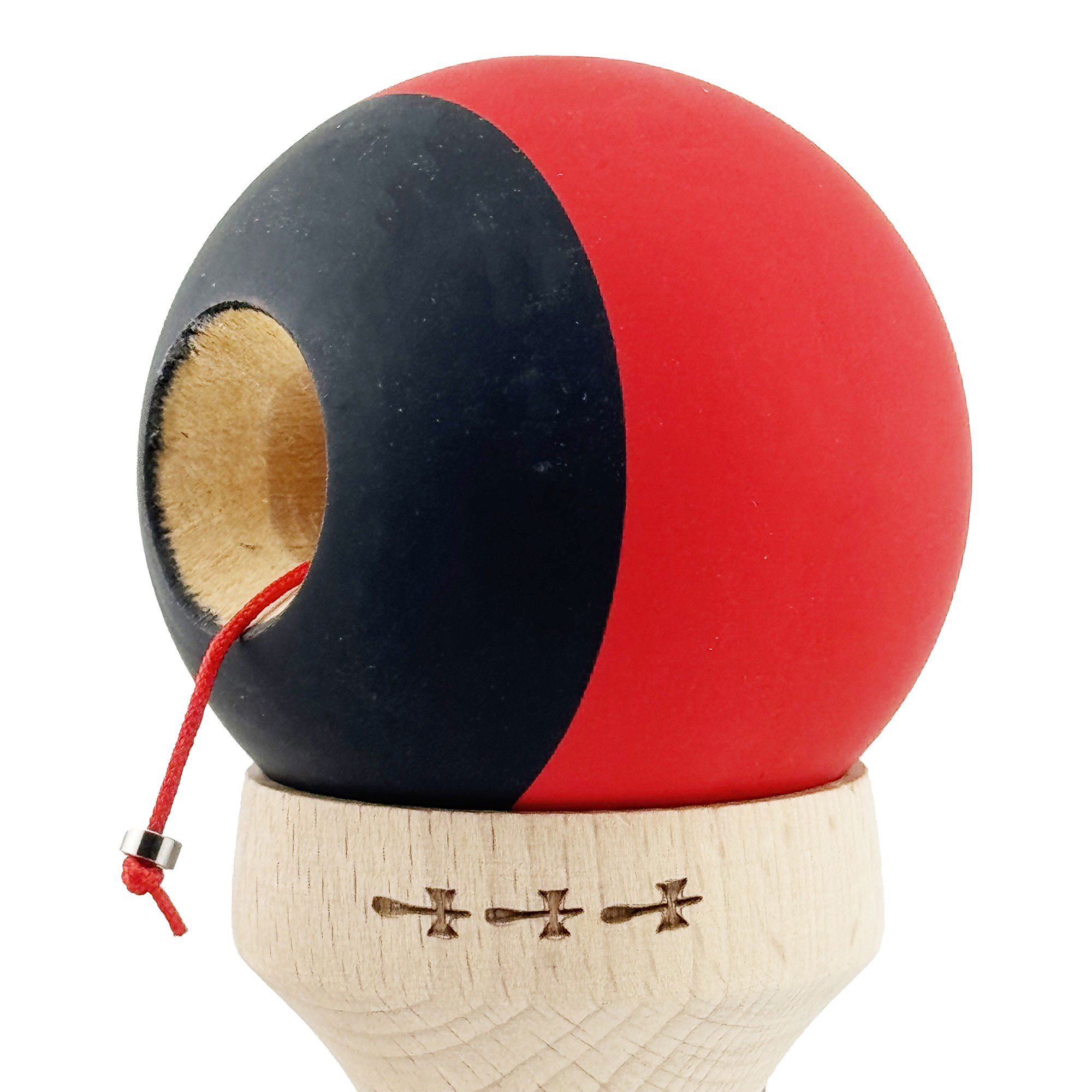 Kendama X Originala, Profesionala, Flippy, Cupe Mari KING SIZE V3, Rubber Grip, Gaura in Baza, Rulment Metalic, din lemn 18 cm, Ata 62/65 cm, Bicolor Rosu/Negru [6]