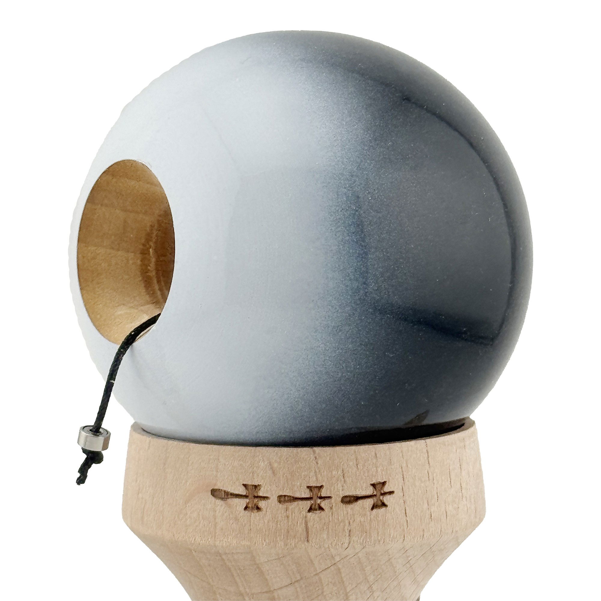 Kendama X Originala, Profesionala, Flippy, Super Sticky cu Cupe Mari KING SIZE V3, Gaura in Baza, Rulment Metalic, din lemn 18 cm, Ata 62/65 cm, Gradient Negru/Alb [7]