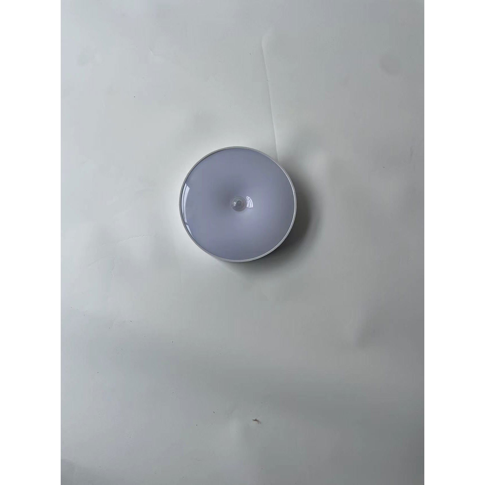 Lampa de Veghe LED, Flippy, cu Senzor de Miscare, Doua Tipuri de Lumina Alb Rece, Incarcare USB, Intrerupator On/Off/Auto, 0.6W, 300mAh, Design Rotund, Alb, 8.5x2.3 cm [5]