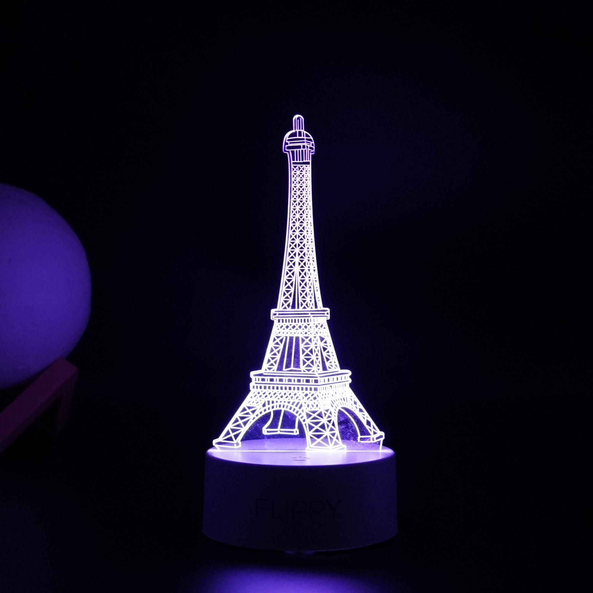 Lampa LED decorativa, Flippy, 3D, Turnul Eiffel, din material acril si lumina multicolora, alb [4]