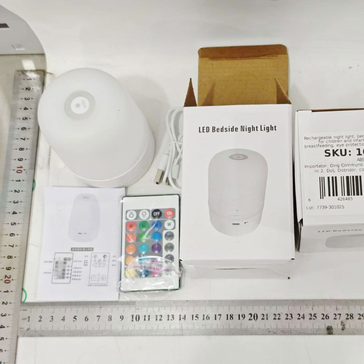 Lampa LED Reincarcabila, Flippy, Control tactil, Lumina in 3 culori albe, Lampa pentru Dormitor, 16 Culori RGB, Lumina de Noapte in Camera Copiilor, 11 x 8 x 8 cm, Alb [10]