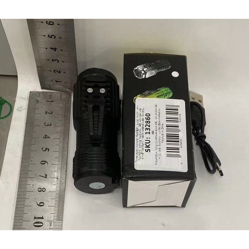 TeoMarket - Lanterna cu 3 Nuclee Led, Flippy, Incarcare USB, Autonomie 4-20h, Raza Maxima 100-200 m, 5W, 4 x 4 x 9 cm, Suport de Agatat, Fund Magnetic, Negru Galvanizat