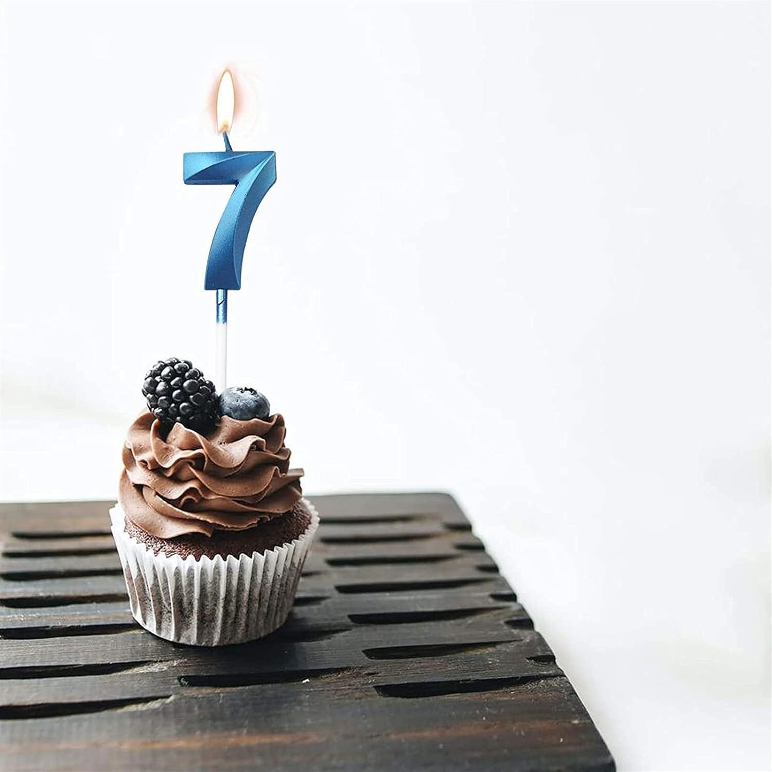 Lumanari si Toppere - Lumanare Cifra 7, Flippy, Model Diamond, 5 x 3.4 cm, Albastru