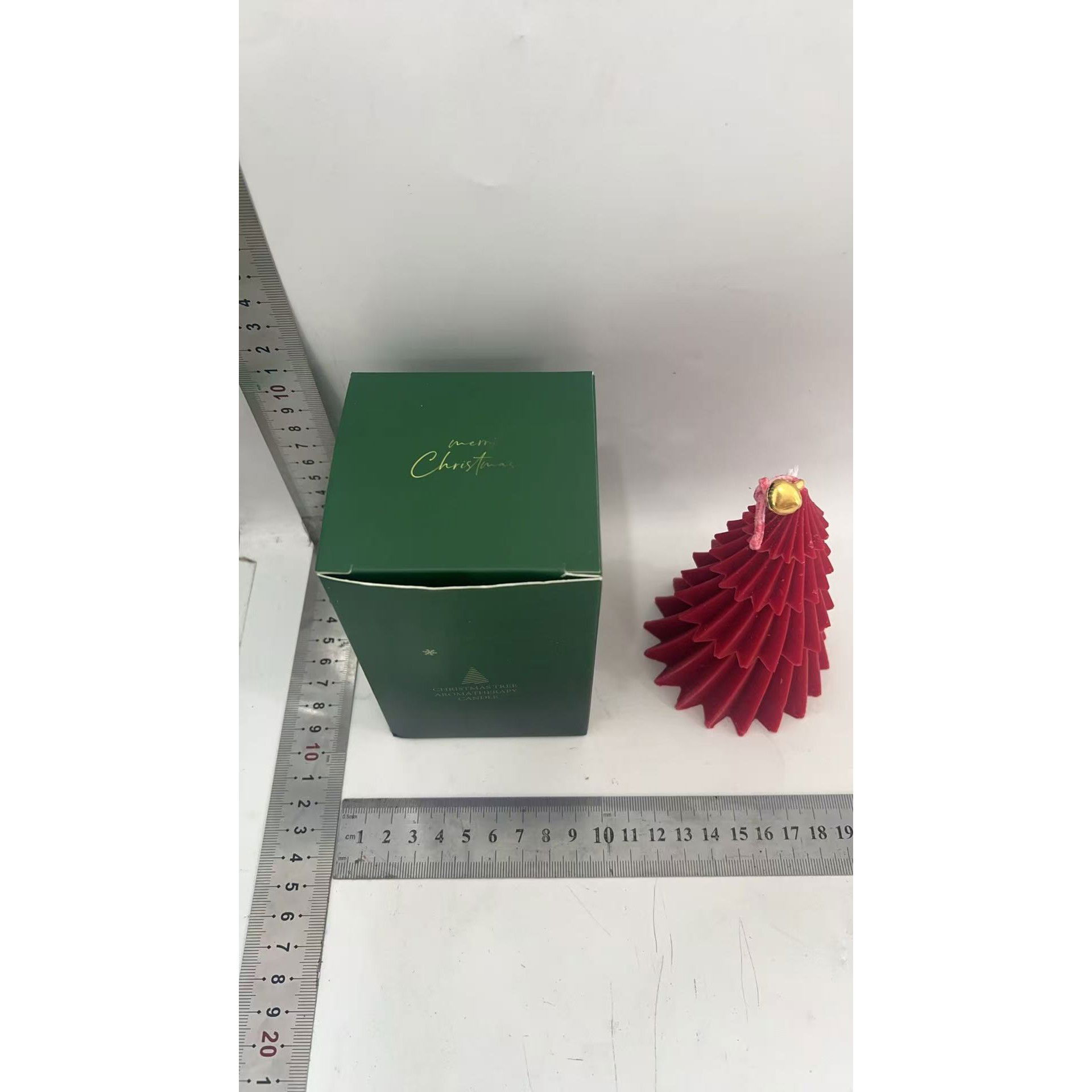 Lumanare de Craciun Parfumata, Flippy, Lumanare Rotativa cu Aromaterapie, Model Brad de Craciun forma Lunga, din Ceara de Soia, 11 x 8 x 8 cm, Rosu [6]