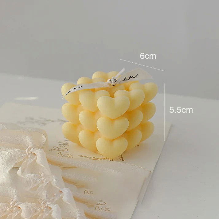 Lumanari - Lumanare Parfumata Decorativa, Flippy, Model Abstract Cub din Inimioare, Lumanare pentru Diferite Ocazii, 6 x 5.5 cm, Aroma de Musetel, Galben