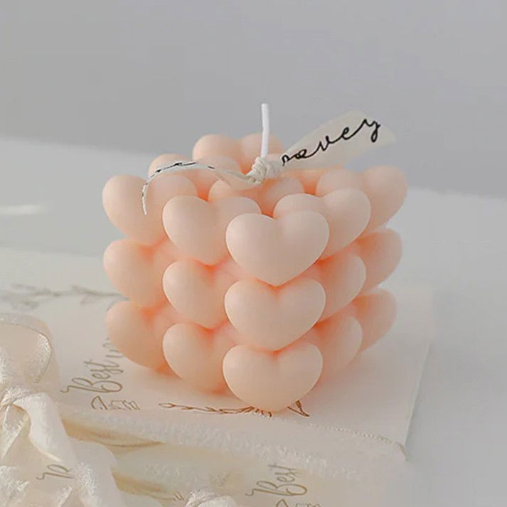 Lumanari - Lumanare Parfumata Decorativa, Flippy, Model Abstract Cub din Inimioare, Lumanare pentru Diferite Ocazii, 6 x 5.5 cm, Aroma de Portocala, Portocaliu